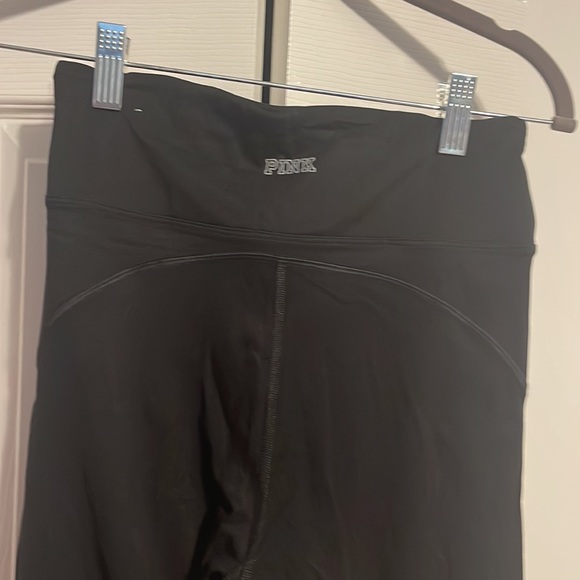 Victoria’s Secret PINK sport leggings in black with mesh bottom size Small NWOT - Picture 6 of 7